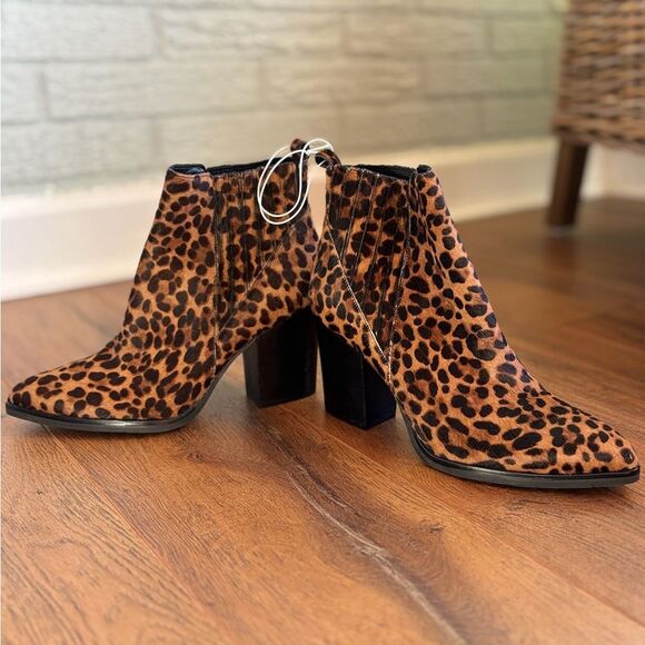 New Marc Fisher Alva Ankle Heeled Bootie Leopard Cheetah Animal Print - Picture 3 of 8